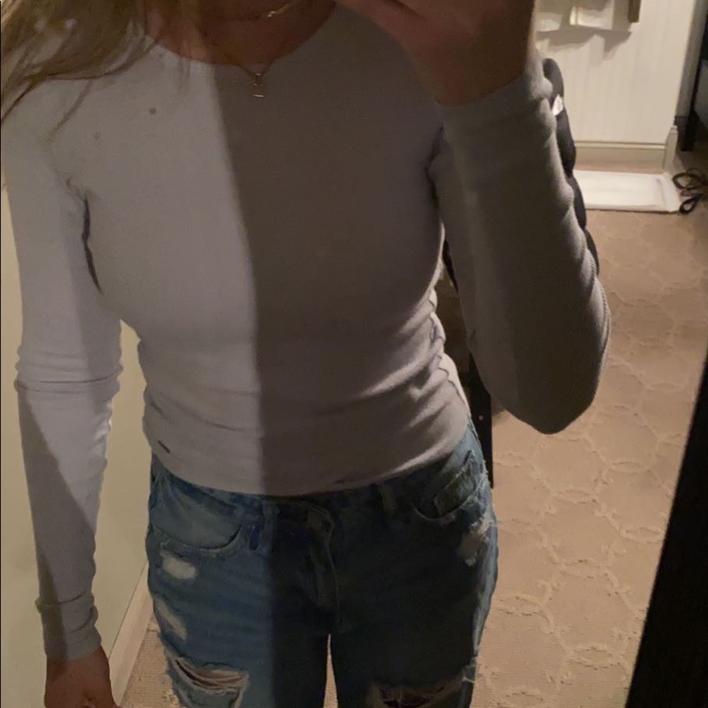Hollister top